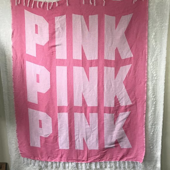 PINK Victoria’s Secret Beach Blanket Throw Snuggle Lightweight Couch Fringed - Picture 2 of 5